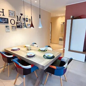  Apartment Nana House